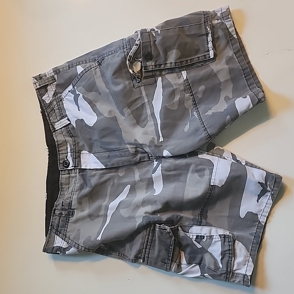 SALE⚡️ROTHCO BDU CAMO CARGO SHORTS SZ L see description